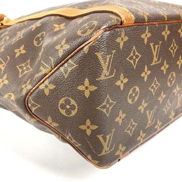LOUIS VUITTON Authentic Brown Monogram Canvas Shoulder Bag - Picture 7 of 16